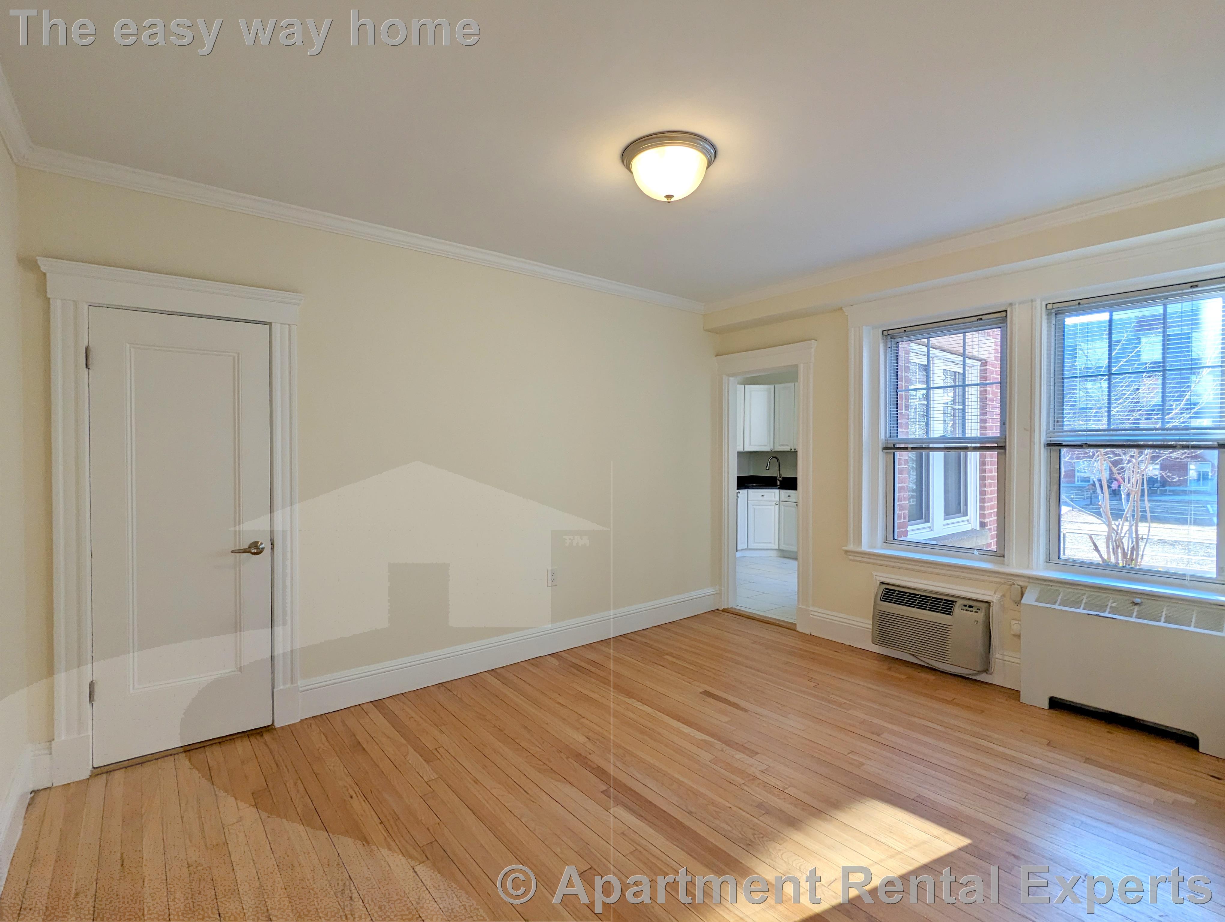 Studio bed, 1 bath apartment for rent at 24 Chauncy St Unit 8, Harvard Square — photo 6 of 9