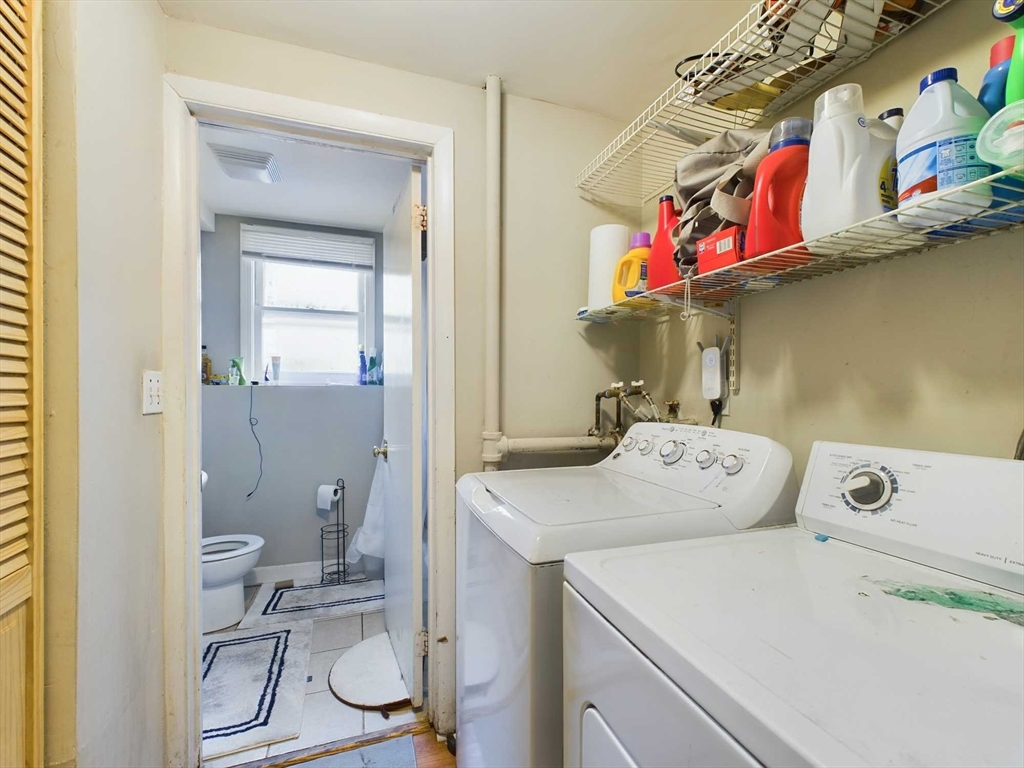 6 bed, 2.5 bath apartment for rent at 24 Chester St Unit 1, Brighton — photo 9 of 14