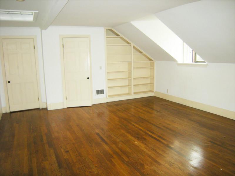 1 bed, 1 bath apartment for rent at 24 Chestnut St Unit 1, Beacon Hill — photo 2 of 4