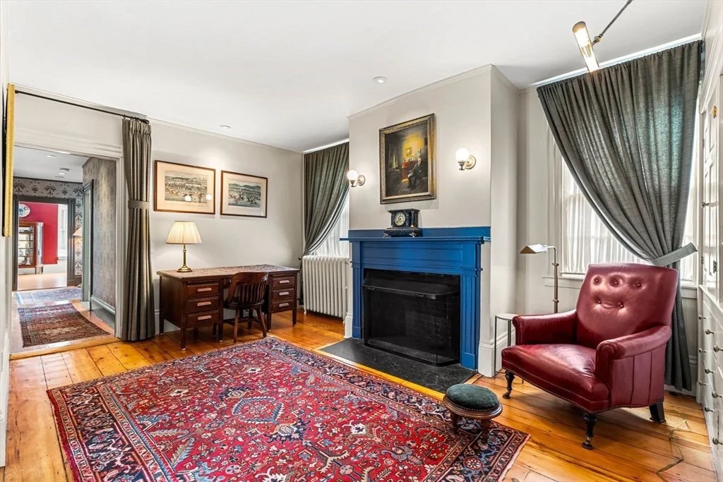 4 bed, 2 bath apartment for rent at 24 Chestnut St Unit 2, McIntire Historic District — photo 15 of 41