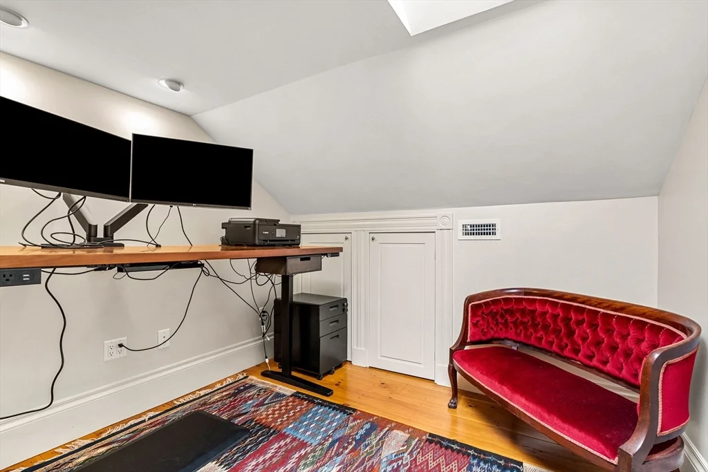 4 bed, 2 bath apartment for rent at 24 Chestnut St Unit 2, McIntire Historic District — photo 26 of 41
