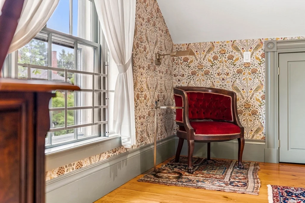 4 bed, 2 bath apartment for rent at 24 Chestnut St Unit 2, McIntire Historic District — photo 31 of 41