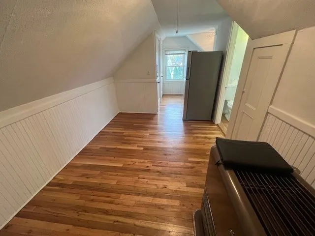 1 bed, 1 bath apartment for rent at 24 Circuit Unit 3, New Bedford — photo 1 of 6