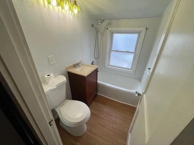 1 bed, 1 bath apartment for rent at 24 Circuit Unit 3, New Bedford — photo 4 of 6