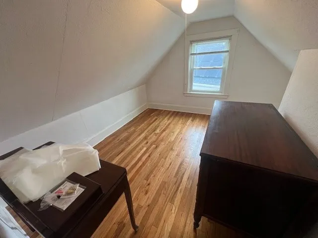 1 bed, 1 bath apartment for rent at 24 Circuit Unit 3, New Bedford — photo 5 of 6