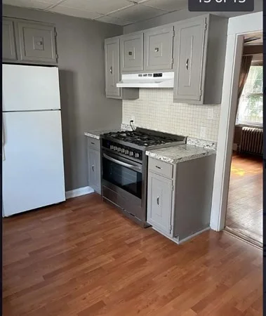 2 bed, 1 bath apartment for rent at 24 Circular Ave Unit 1, Natick — photo 5 of 11