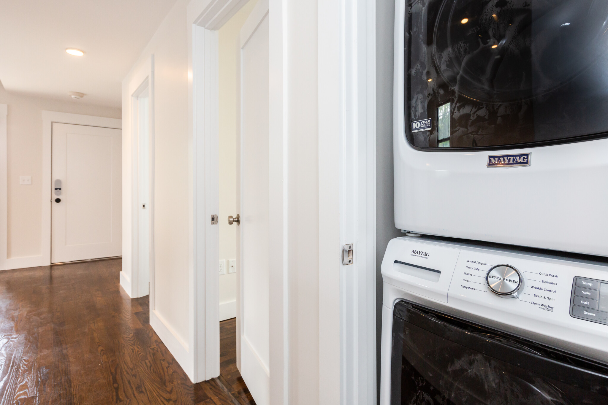 3 bed, 1.5 bath apartment for rent at 24 Clary St Unit 1L, Wellington-Harrington — photo 13 of 23