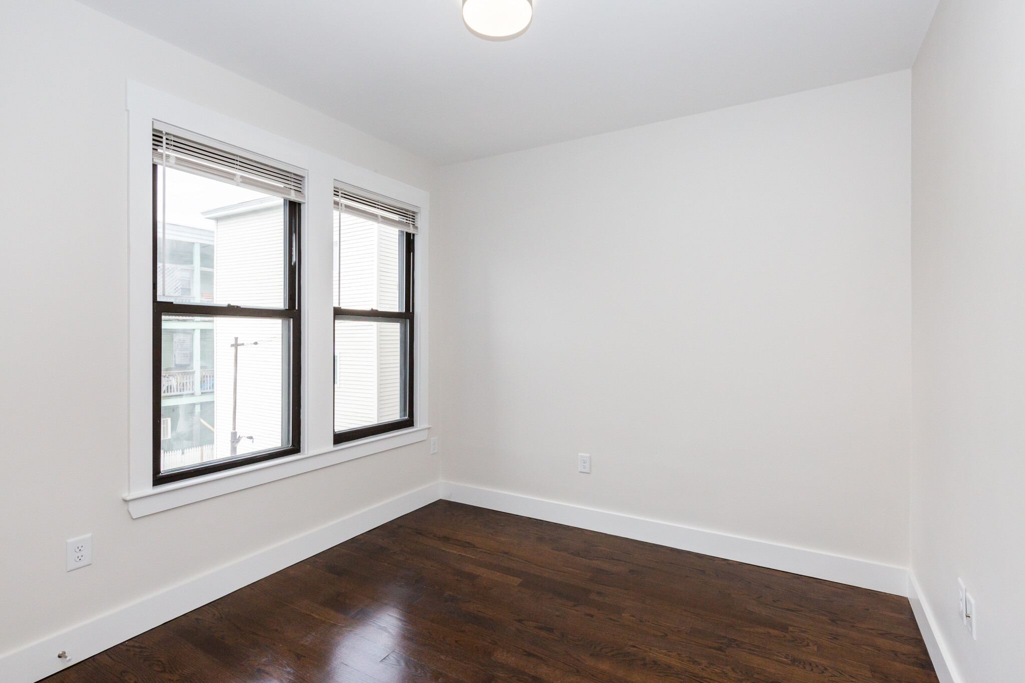 3 bed, 1.5 bath apartment for rent at 24 Clary St Unit 1L, Wellington-Harrington — photo 16 of 23