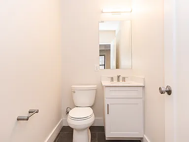 3 bed, 1.5 bath apartment for rent at 24 Clary St Unit 3R, Wellington-Harrington — photo 8 of 12