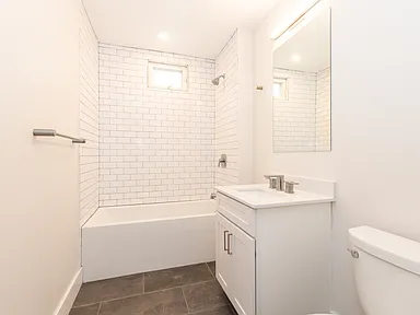 3 bed, 1.5 bath apartment for rent at 24 Clary St Unit 3R, Wellington-Harrington — photo 9 of 12