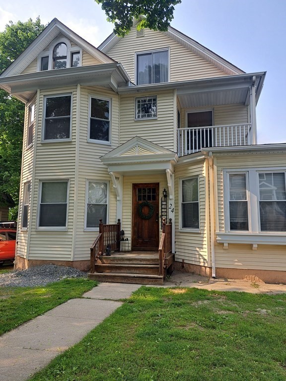 2 bed, 1 bath apartment for rent at 24 Clearview Ave Unit 2, Burncoat — photo 2 of 35