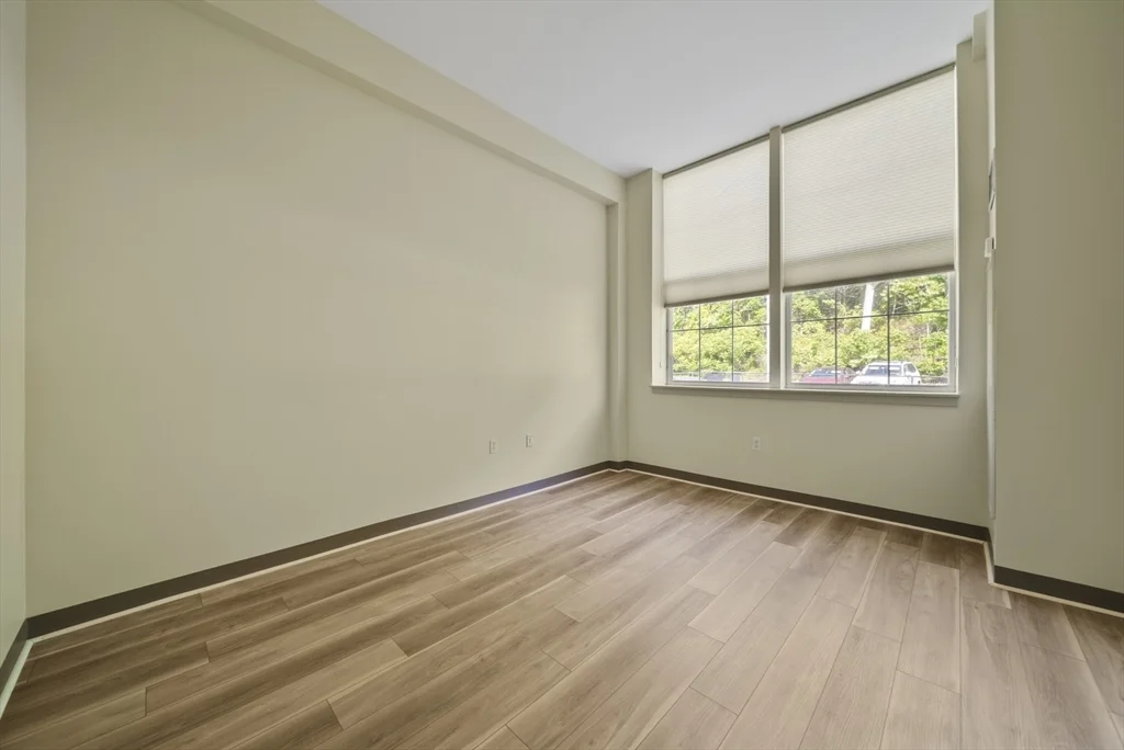 2 bed, 1 bath apartment for rent at 24 Cobblestone Ln Unit 405, West Gloucester — photo 14 of 18