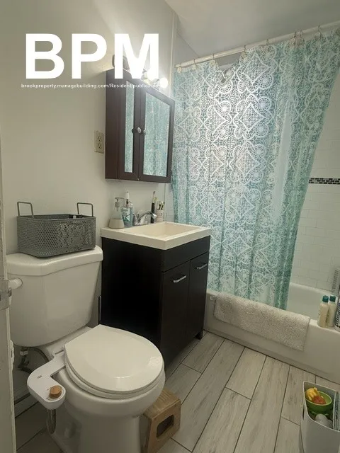 2 bed, 1 bath apartment for rent at 24 Colborne Rd Unit 12, Brighton — photo 3 of 6