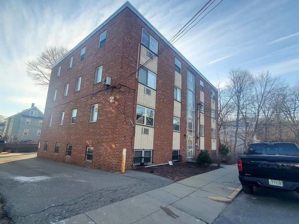 1 bed, 1 bath apartment for rent at 24 Colgate Rd Unit 1, Roslindale — photo 13 of 14