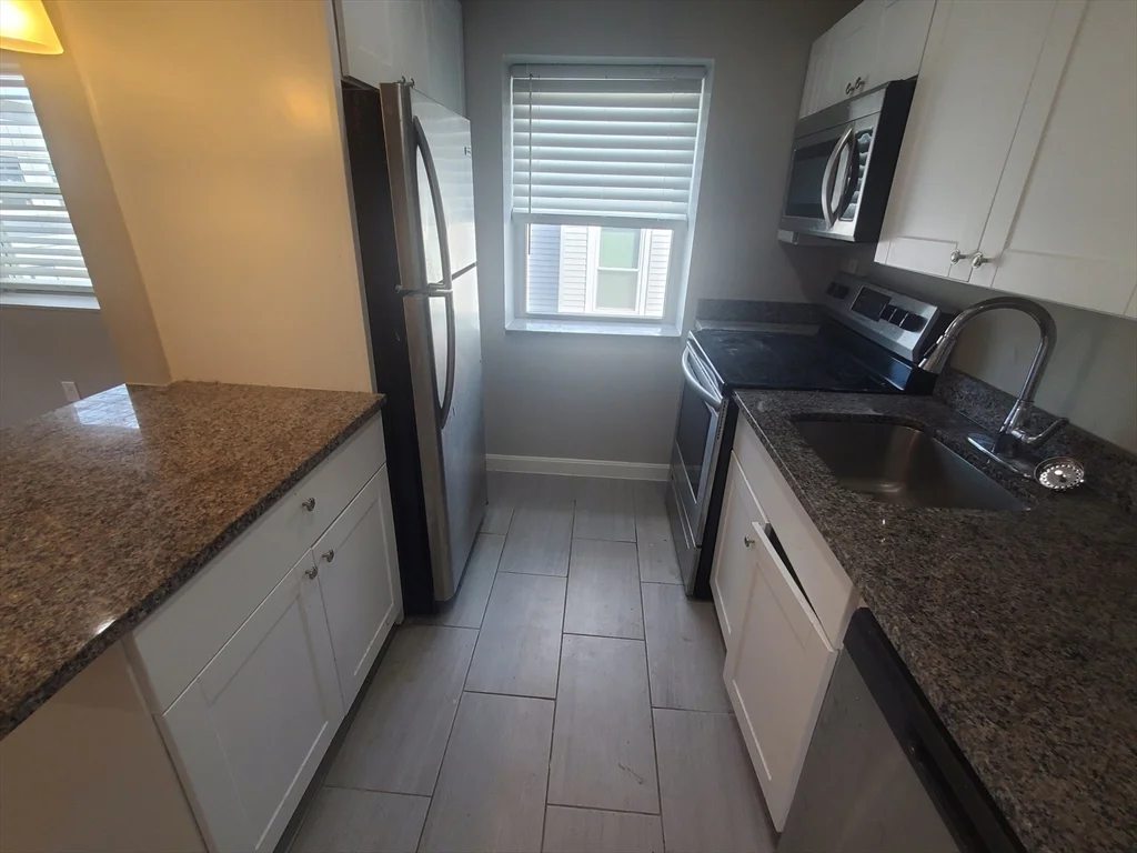1 bed, 1 bath apartment for rent at 24 Colgate Rd Unit 13, Roslindale — photo 2 of 11