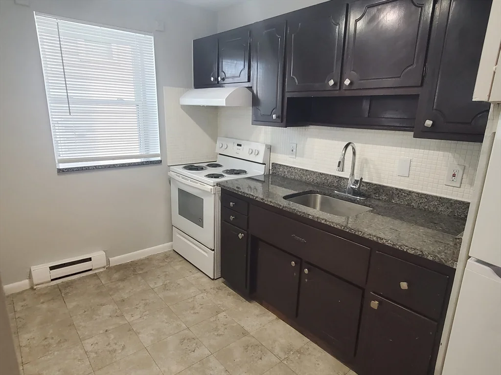 1 bed, 1 bath apartment for rent at 24 Colgate Rd Unit 5, Roslindale — photo 1 of 13