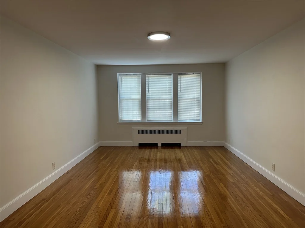1 bed, 1 bath apartment for rent at 24 Concord Ave Unit 111, Harvard Square — photo 1 of 23