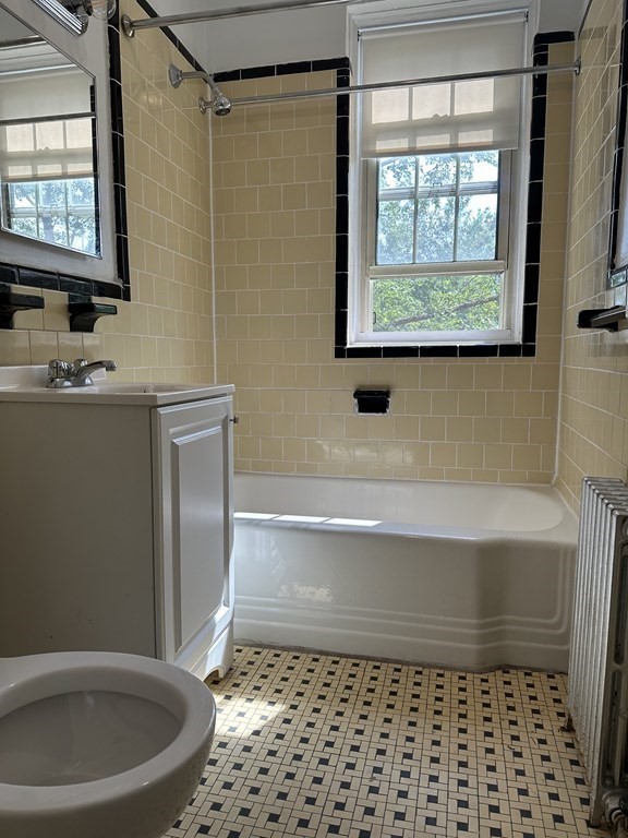 Studio bed, 1 bath apartment for rent at 24 Concord Ave Unit 312, Harvard Square — photo 11 of 16