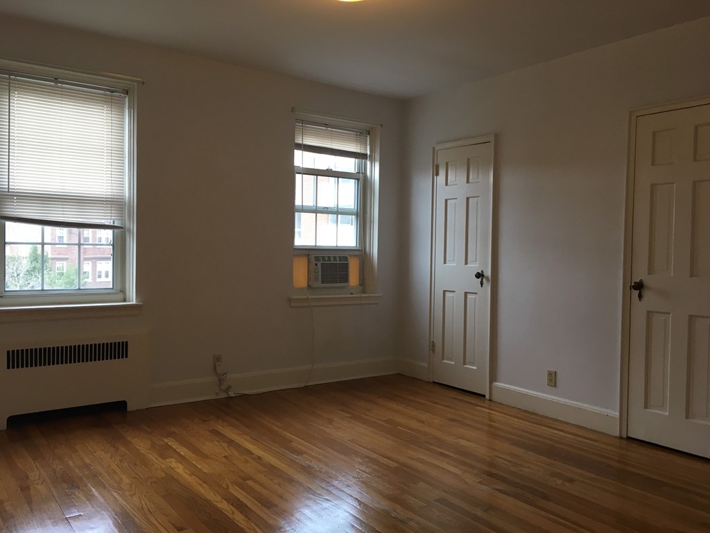 1 bed, 1 bath apartment for rent at 24 Concord Ave Unit 314, Harvard Square — photo 10 of 19