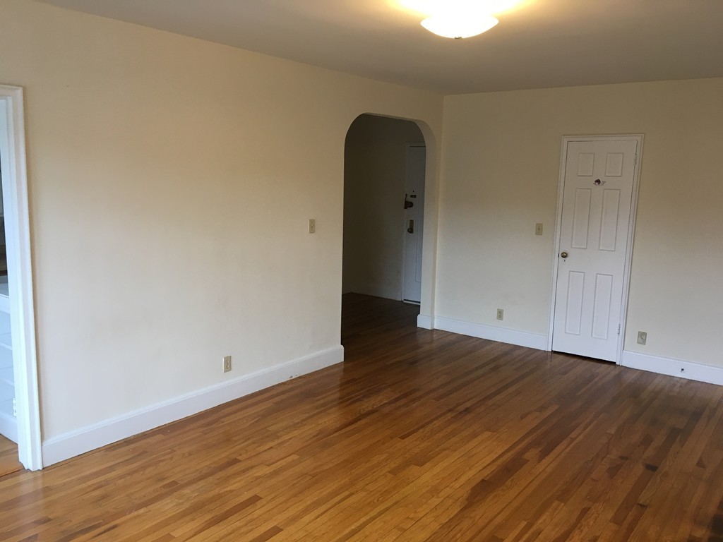 1 bed, 1 bath apartment for rent at 24 Concord Ave Unit 314, Harvard Square — photo 7 of 19