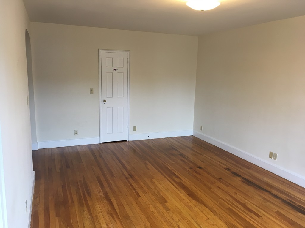 1 bed, 1 bath apartment for rent at 24 Concord Ave Unit 314, Harvard Square — photo 6 of 19