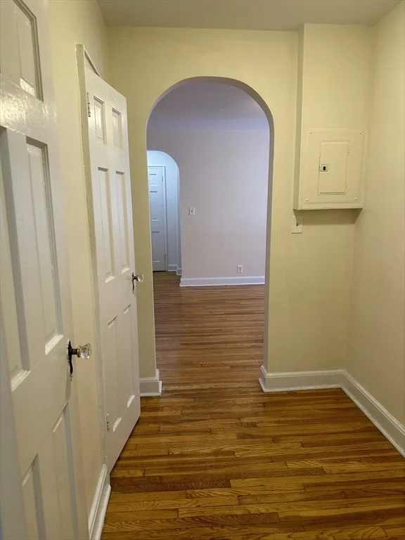 Studio bed, 1 bath apartment for rent at 24 Concord Ave Unit 406, Harvard Square — photo 15 of 23