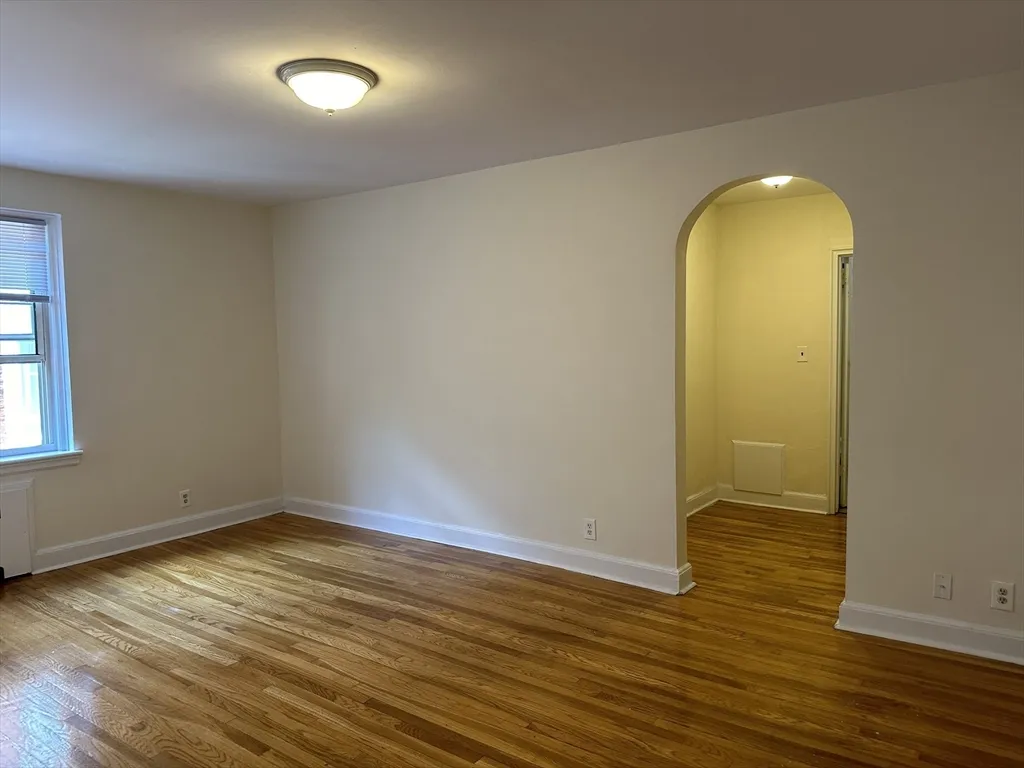Studio bed, 1 bath apartment for rent at 24 Concord Ave Unit 505, Harvard Square — photo 12 of 23
