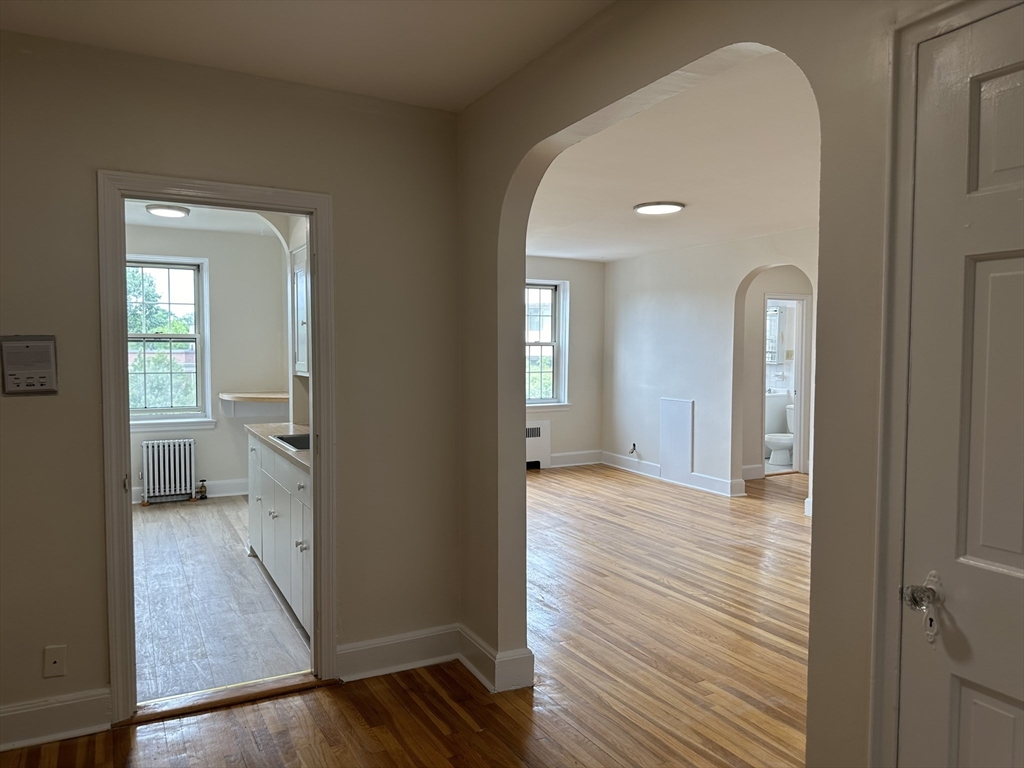 1 bed, 1 bath apartment for rent at 24 Concord Ave Unit 515, Harvard Square — photo 15 of 19