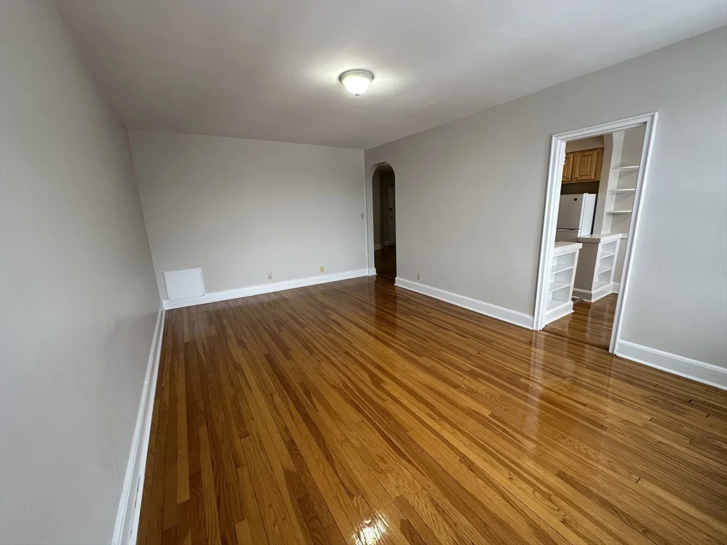 1 bed, 1 bath apartment for rent at 24 Concord Ave Unit 516, Harvard Square — photo 4 of 21