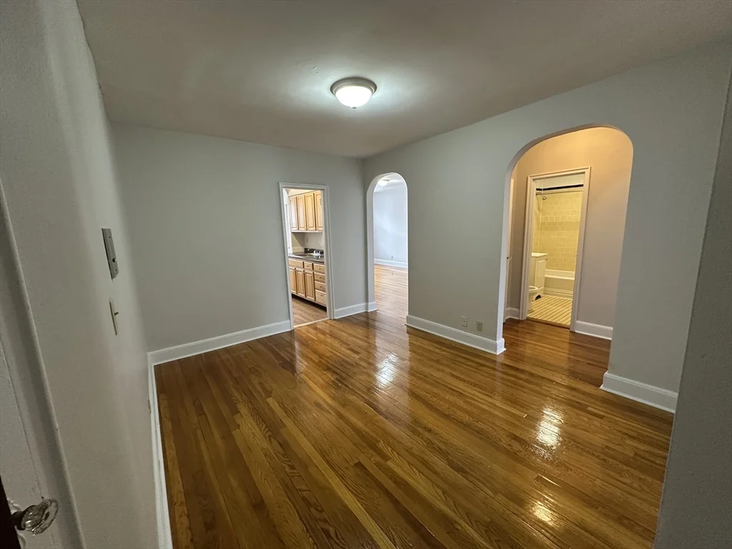 1 bed, 1 bath apartment for rent at 24 Concord Ave Unit 516, Harvard Square — photo 5 of 21