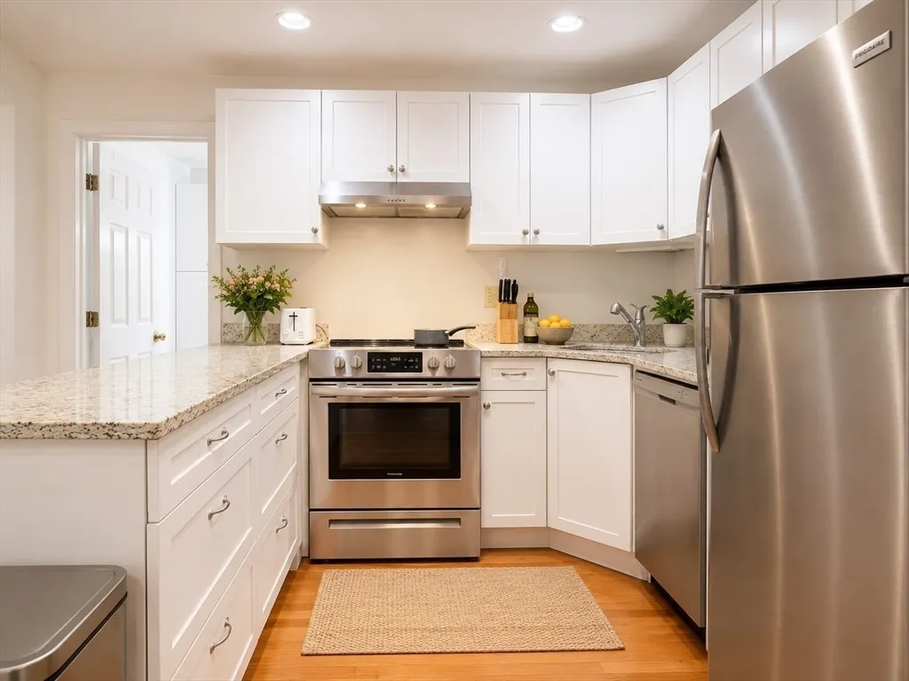 2 bed, 1 bath apartment for rent at 24 Cyprians Pl Unit 4, Roxbury — photo 2 of 14