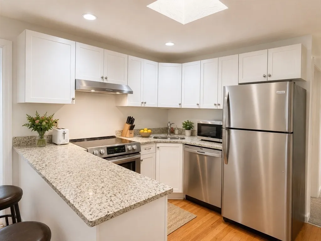 2 bed, 1 bath apartment for rent at 24 Cyprians Pl Unit 4, Roxbury