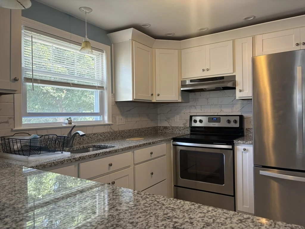 1 bed, 1 bath apartment for rent at 24 Denny St Unit 5, Dorchester — photo 1 of 14