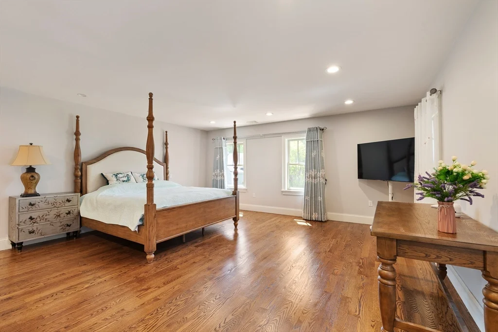 5 bed, 4+ bath apartment for rent at 24 Dogwood Ln, Birds Hill — photo 21 of 40