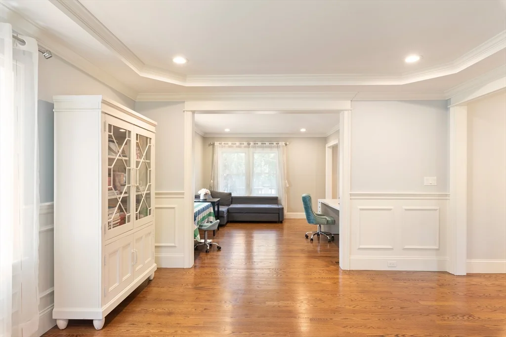 5 bed, 4+ bath apartment for rent at 24 Dogwood Ln, Birds Hill — photo 16 of 40