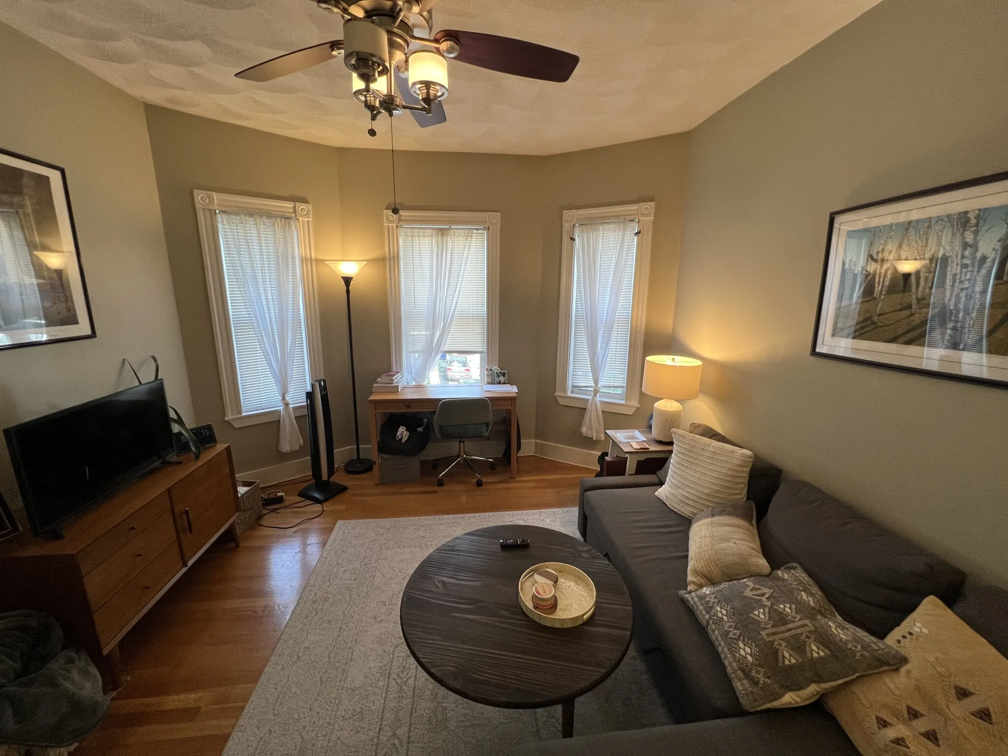 2 bed, 1 bath apartment for rent at 24 Ellington Rd Unit 2, Powder House Square — photo 5 of 30
