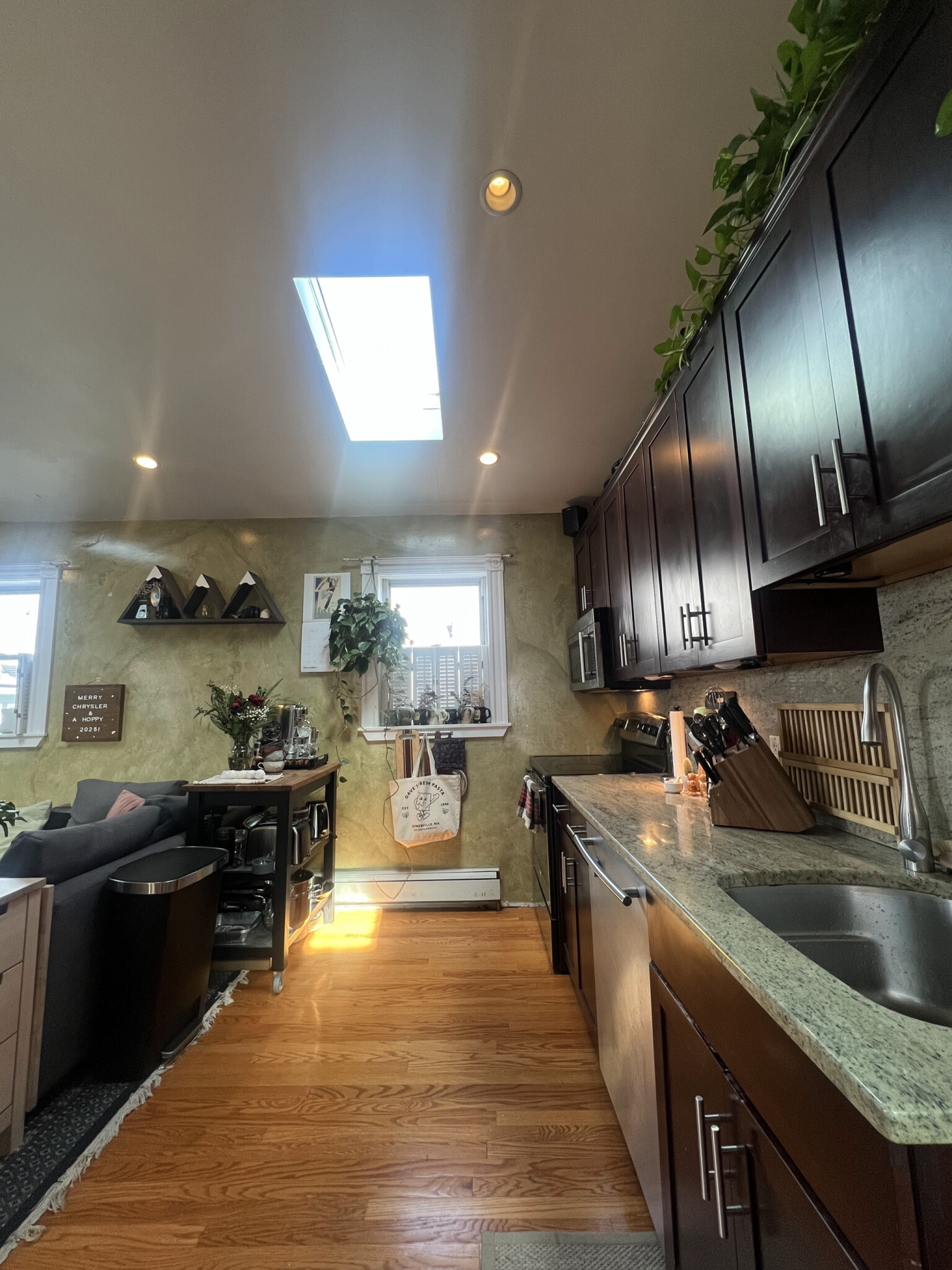 2 bed, 1 bath apartment for rent at 24 Ellington Rd Unit 3S, Powder House Square — photo 4 of 29