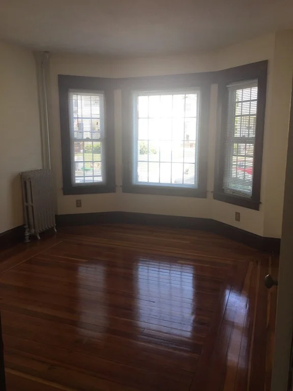 2 bed, 1 bath apartment for rent at 24 Elmwood Unit 1, Holyoke — photo 9 of 13