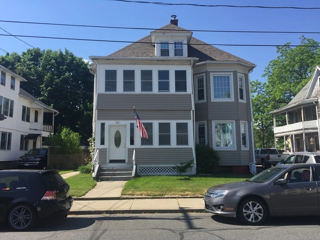 2 bed, 1 bath apartment for rent at 24 Elmwood Unit 1, Holyoke