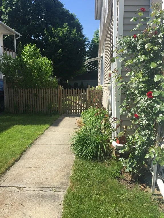 2 bed, 1 bath apartment for rent at 24 Elmwood Unit 1, Holyoke — photo 2 of 13