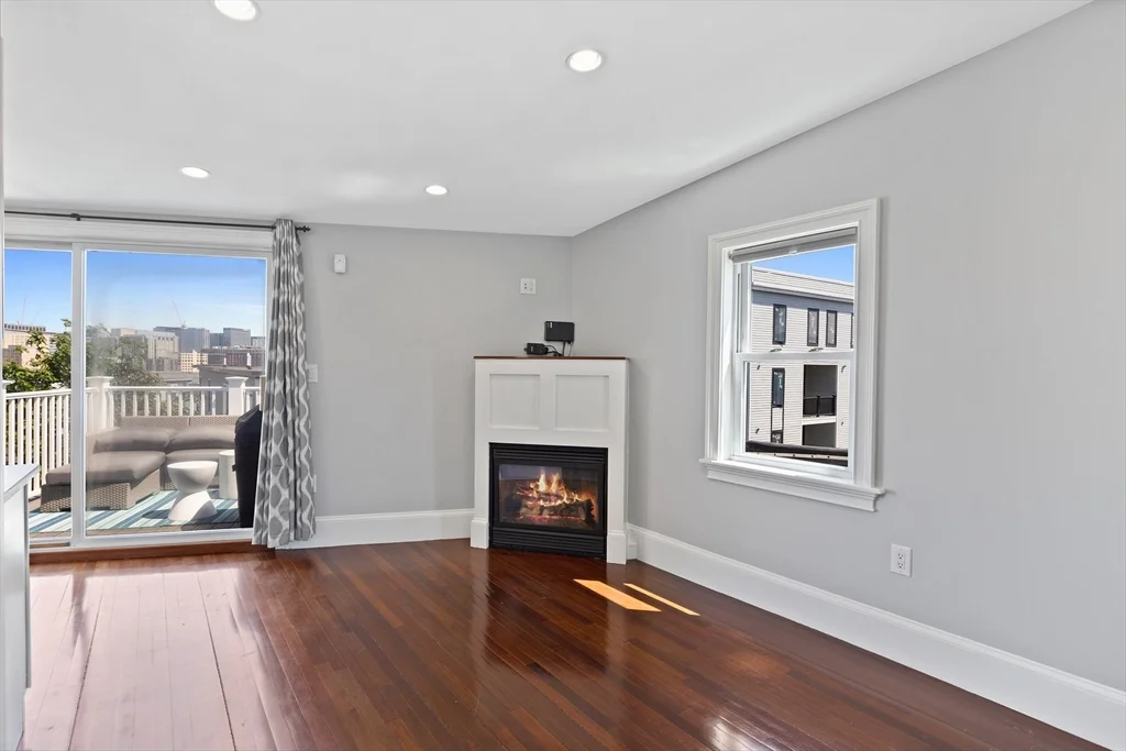 1 bed, 1 bath apartment for rent at 24 Emerson St Unit 3, South Boston — photo 5 of 17