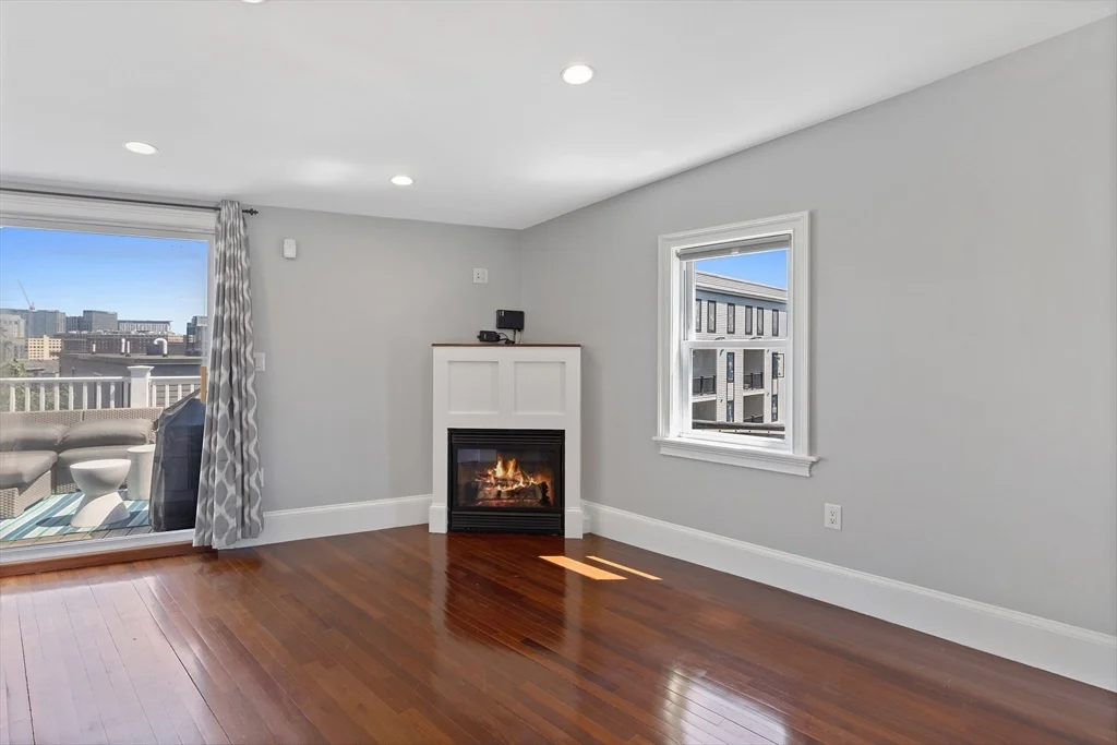 1 bed, 1 bath apartment for rent at 24 Emerson St Unit 3, South Boston — photo 4 of 17