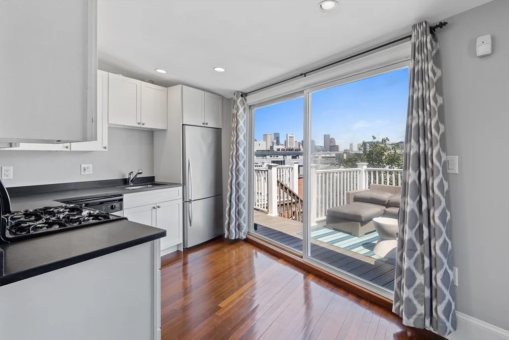1 bed, 1 bath apartment for rent at 24 Emerson St Unit 3, South Boston — photo 1 of 17