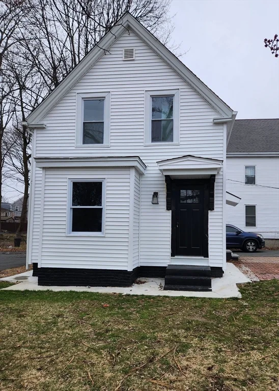 2 bed, 1 bath apartment for rent at 24 Emmet St, Brockton — photo 1 of 11