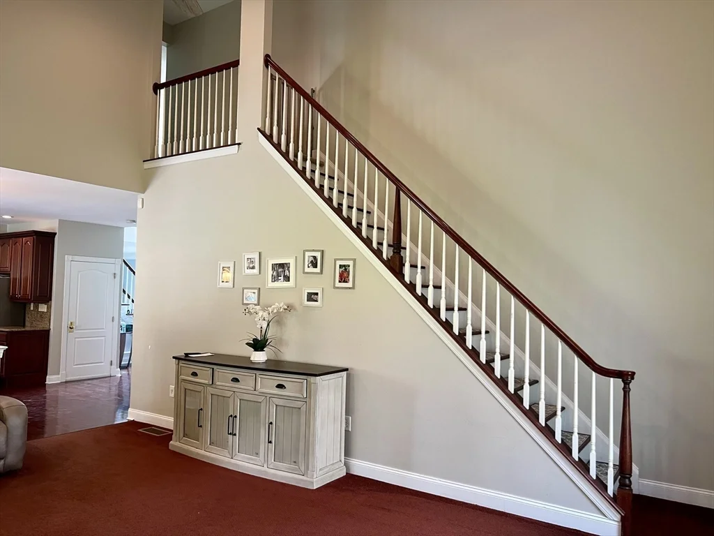 4 bed, 3 bath apartment for rent at 24 Endean Dr, Walpole — photo 27 of 39
