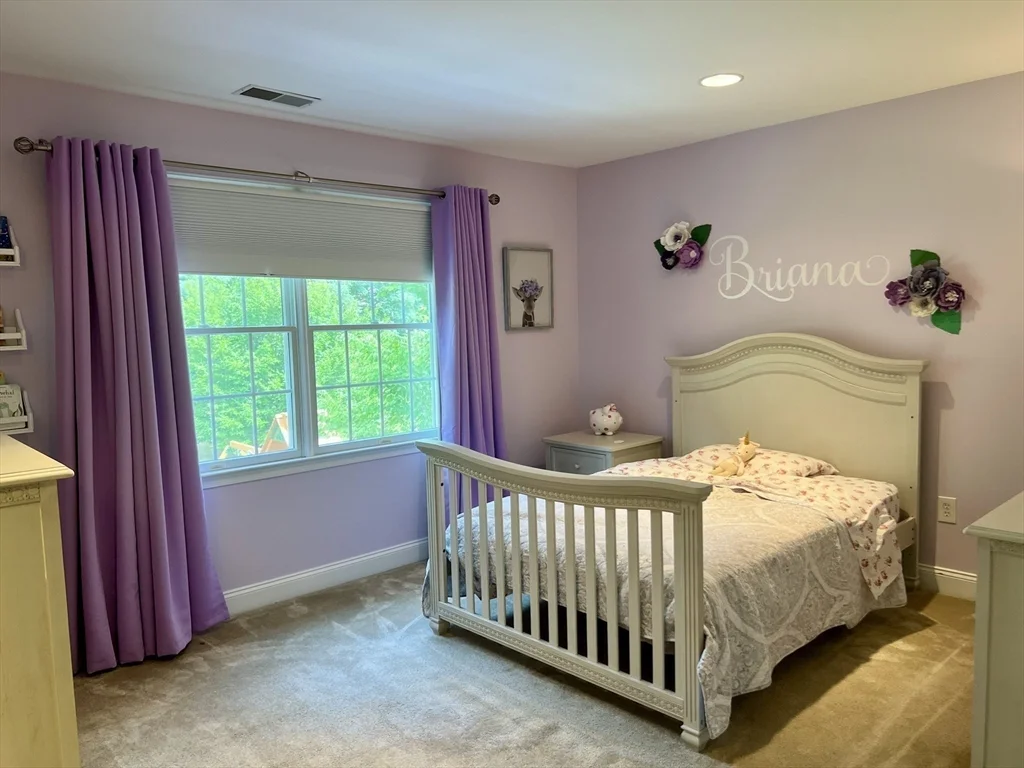 4 bed, 3 bath apartment for rent at 24 Endean Dr, Walpole — photo 24 of 39
