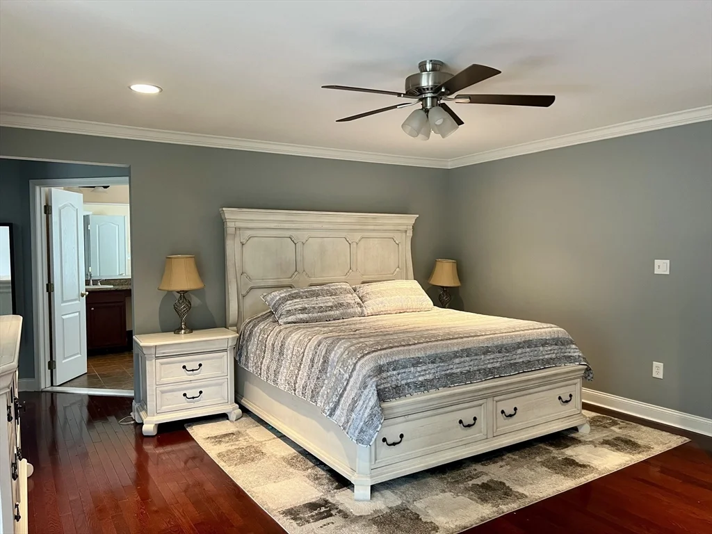 4 bed, 3 bath apartment for rent at 24 Endean Dr, Walpole — photo 20 of 39