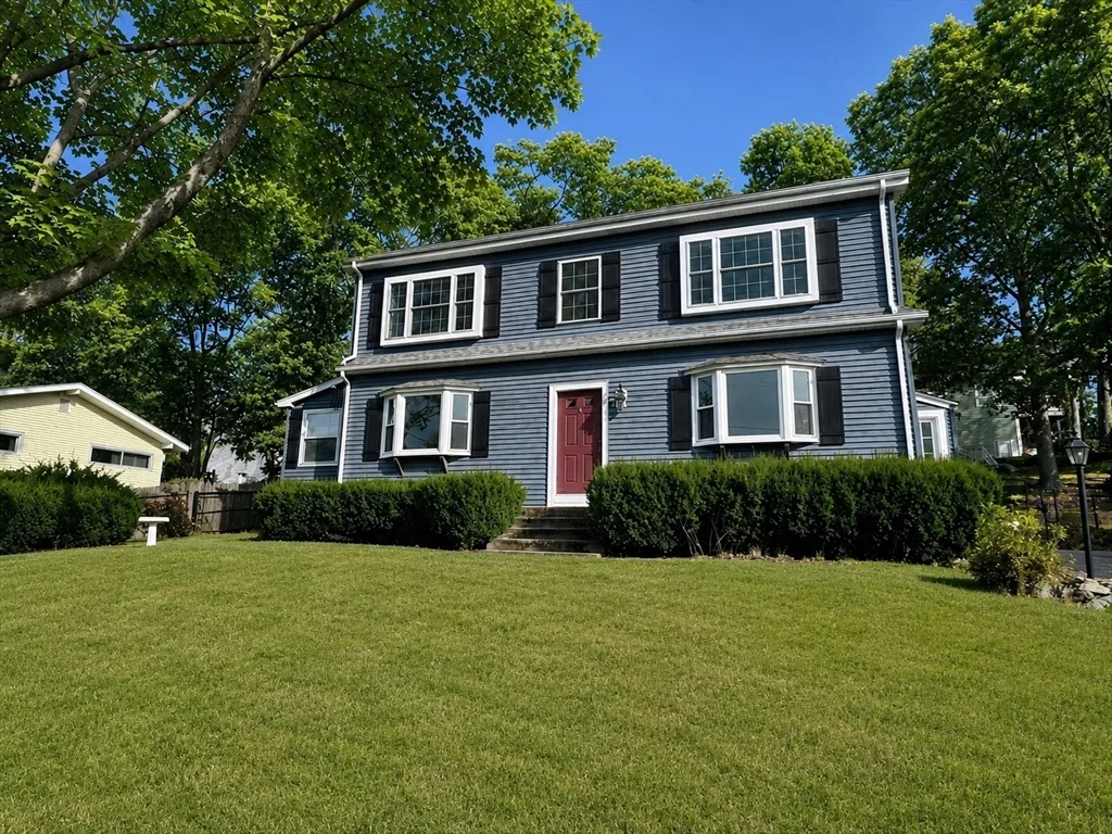 4 bed, 2 bath apartment for rent at 24 Ewell Ave Unit 24, Lexington