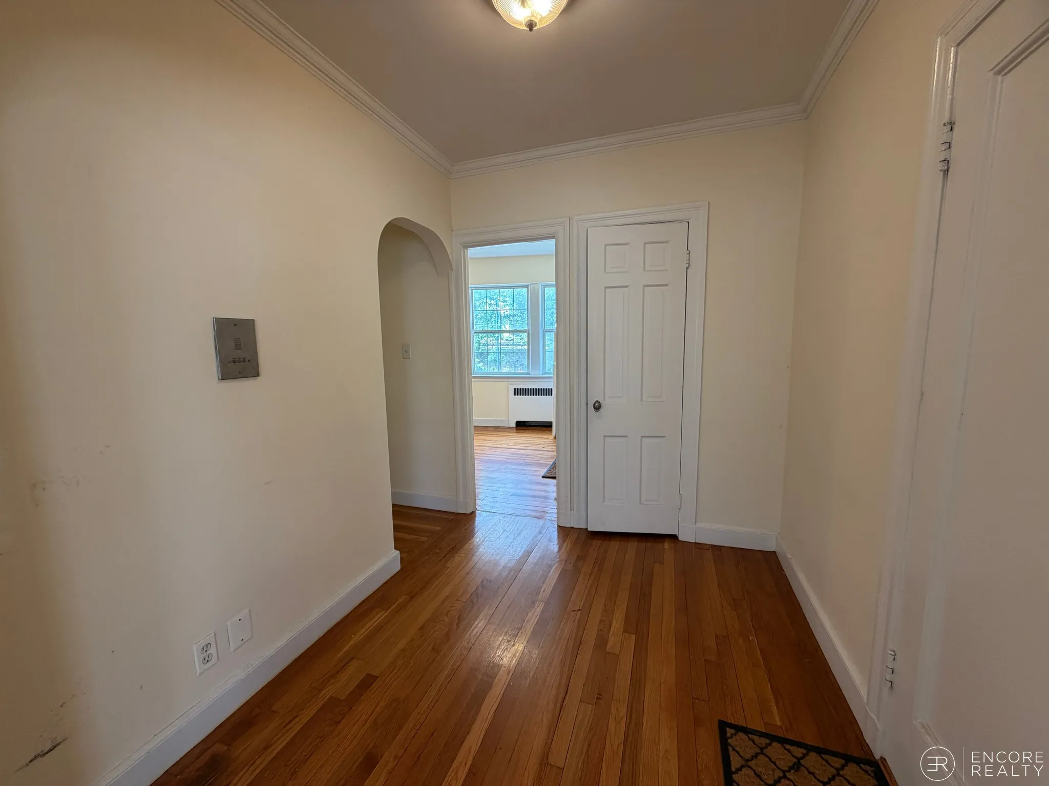 2 bed, 1 bath apartment for rent at 24 Fairbanks St Unit 3, Brookline — photo 6 of 12