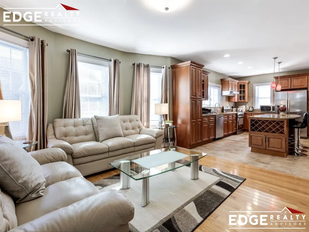 5 bed, 4 bath apartment for rent at 24 Fairmount Ave Unit 2, West Somerville — photo 1 of 20